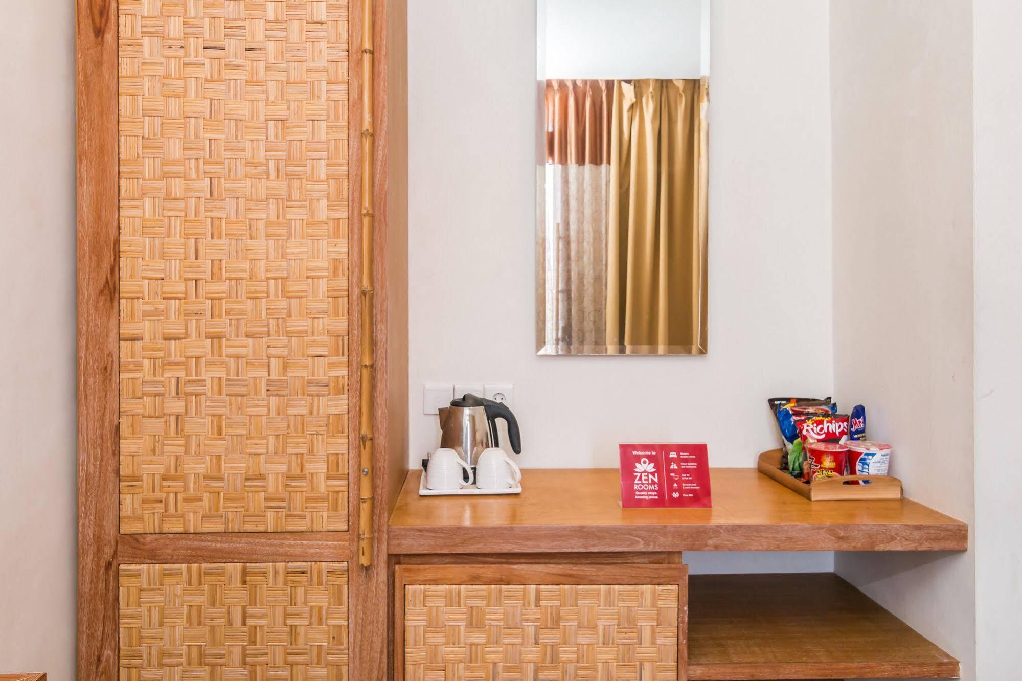 Zen Rooms Badung Nyangnyang Sari Kuta Lombok Eksteriør billede