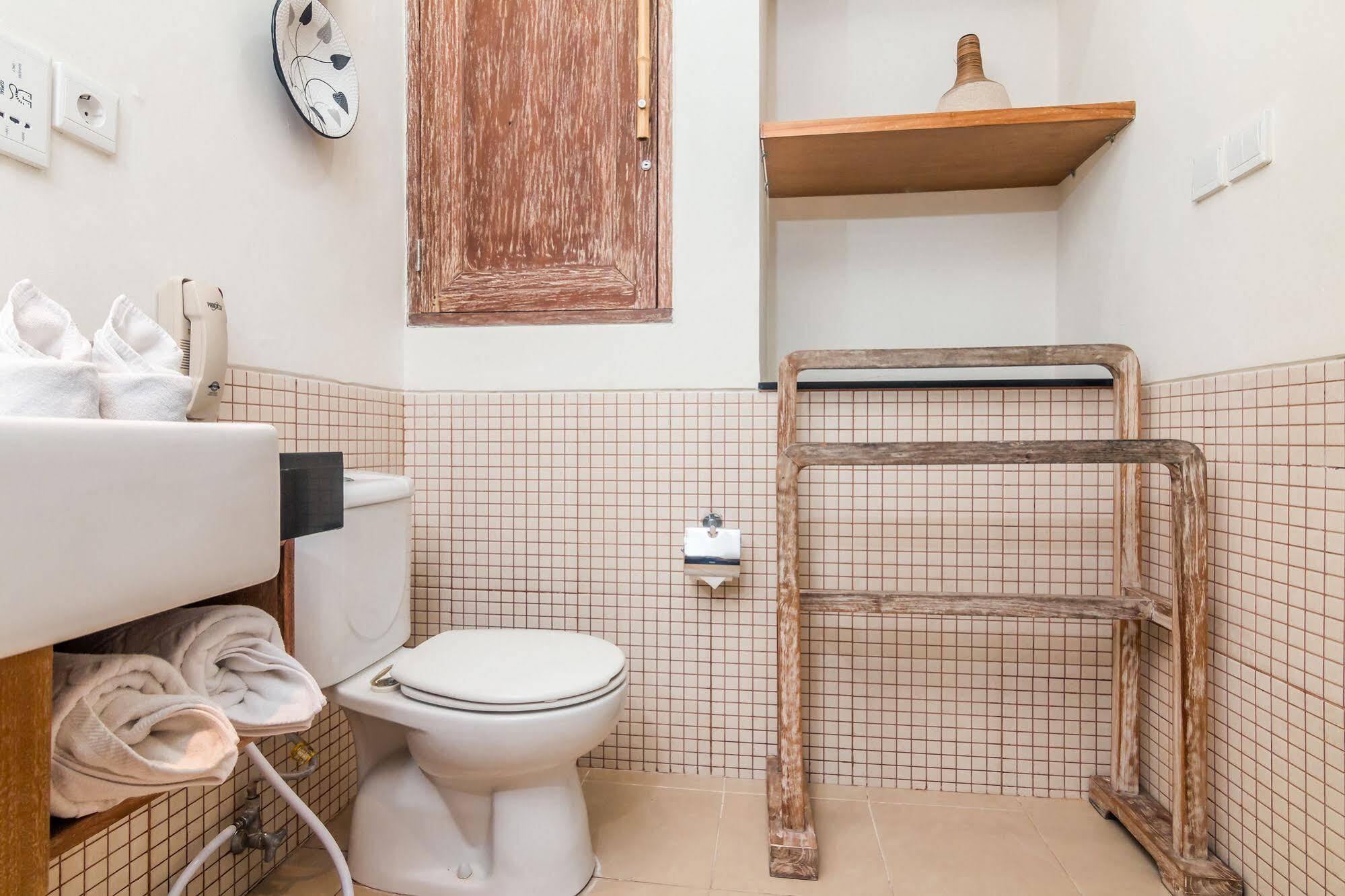 Zen Rooms Badung Nyangnyang Sari Kuta Lombok Eksteriør billede
