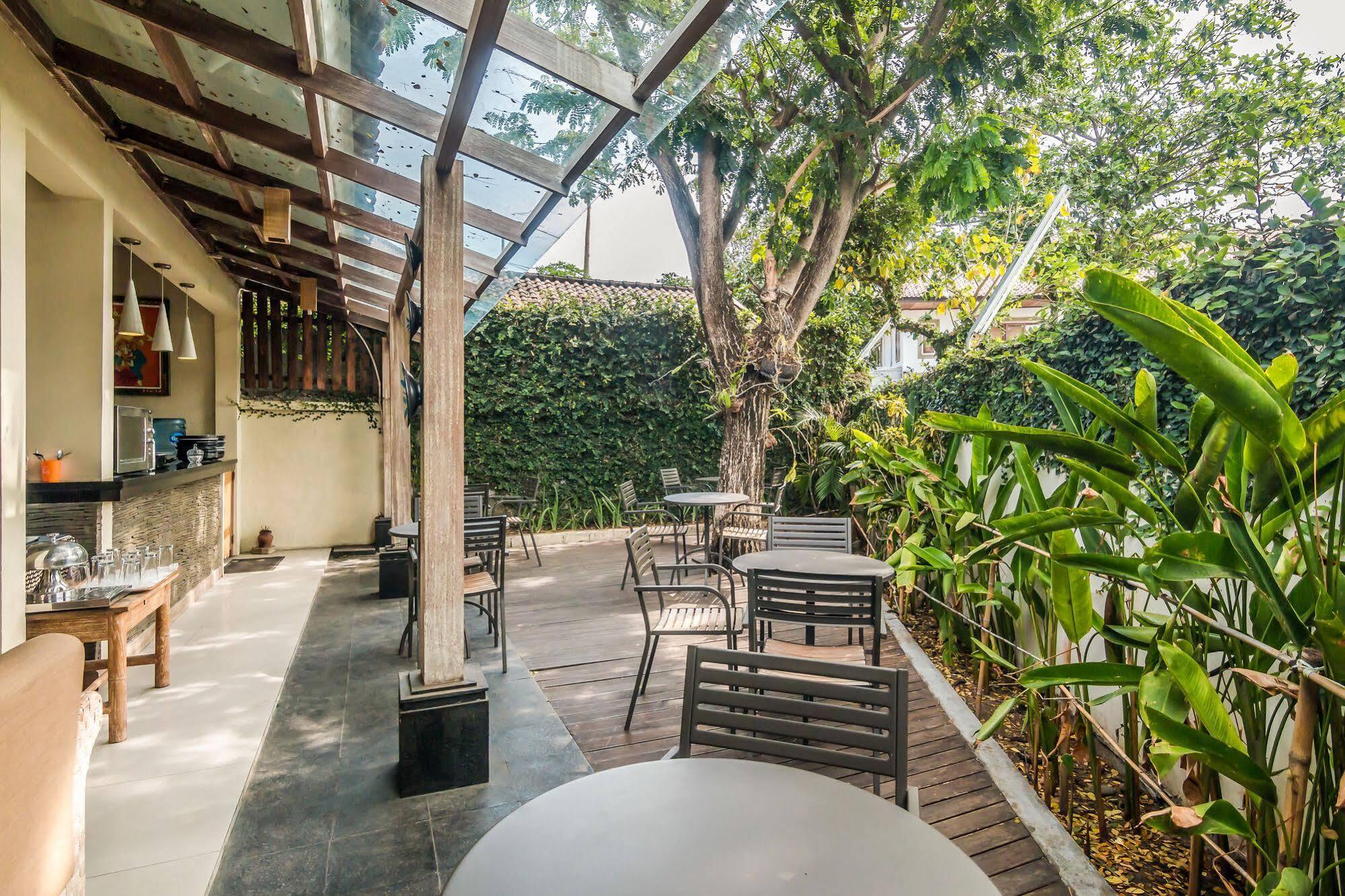 Zen Rooms Badung Nyangnyang Sari Kuta Lombok Eksteriør billede